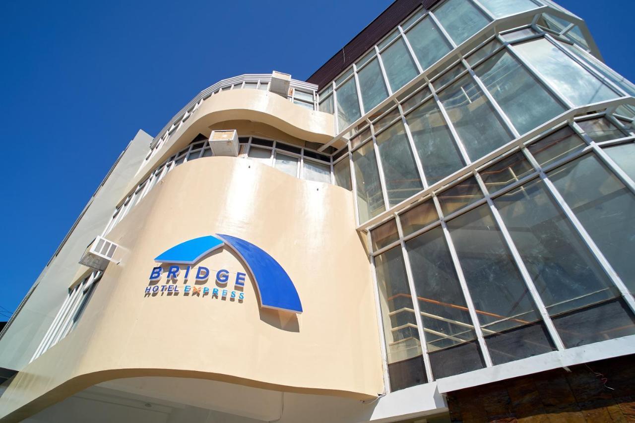 Bridge Hotel Express Cagayan de Oro Exterior foto